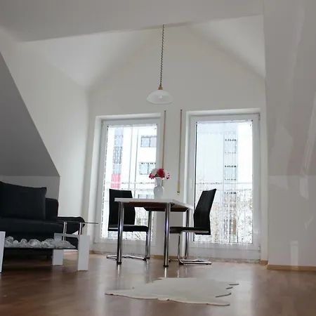 Zv-scholtz Burghausen, Mozartstr.15 Ap-52 *