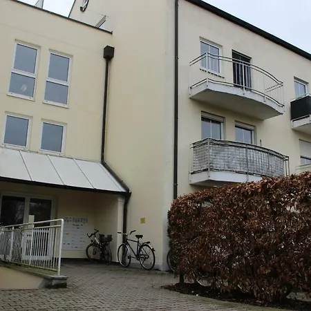 Zv-scholtz Burghausen, Mozartstr.15 Ap-52 Апартаменты